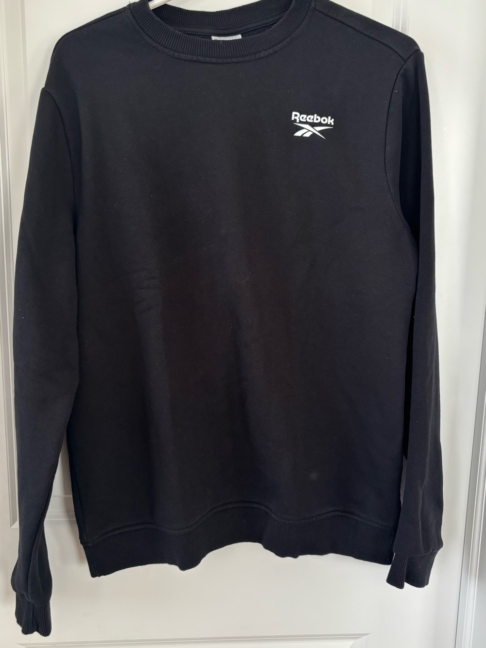 Reebok Black Crewneck Sweatshirt